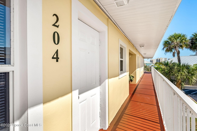130 Roosevelt Avenue - Photo 1