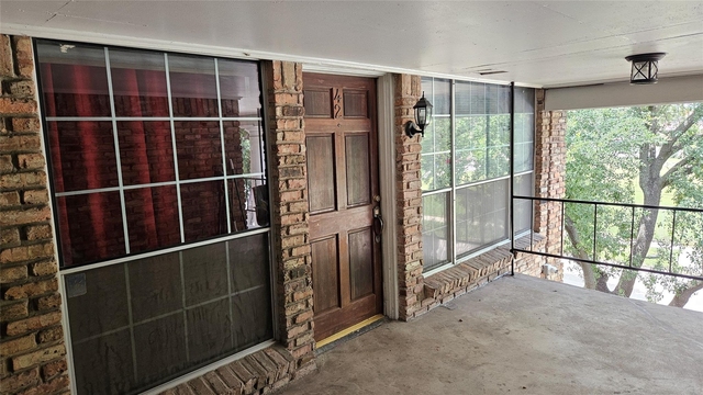 2507 Montrose Boulevard - Photo 1