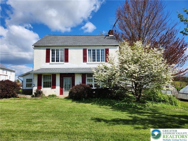4939 Indian Creek Road - Photo 1