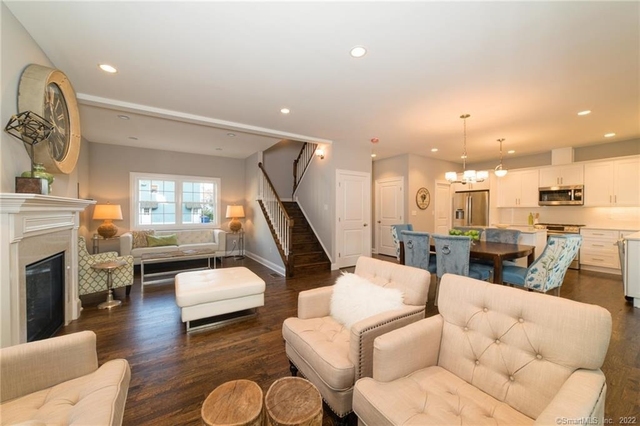 68 Anderson Street - Photo 1