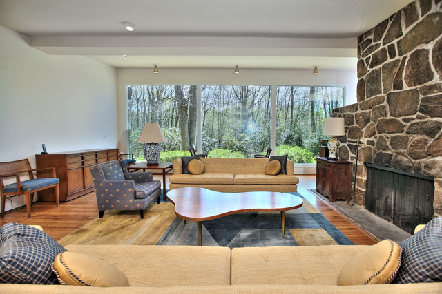 208 Bayberry Lane - Photo 1