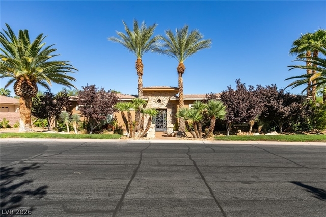 549 Regents Gate Drive - Photo 1