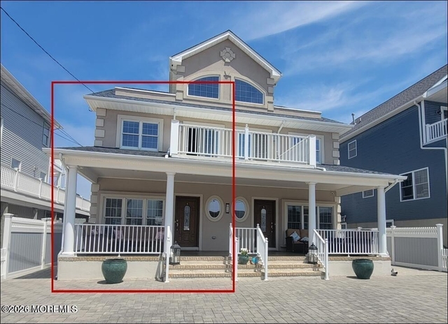 10 3rd Avenue - Photo 1