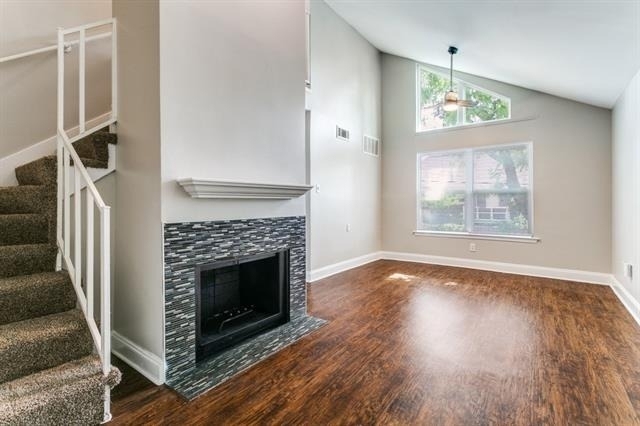 4023 N Hall Street - Photo 1