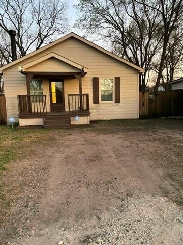 1401 W 9th Avenue - Photo 1