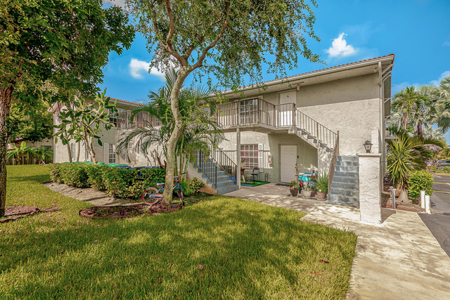 8706 W Sample Road - Photo 1