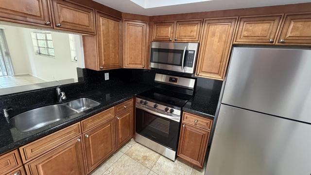 4061 Nw 9th Avenue - Photo 1