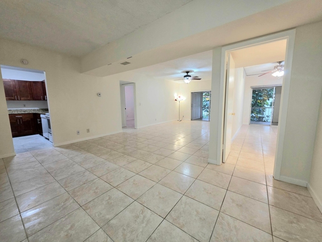 683 Nw 13th Street - Photo 1