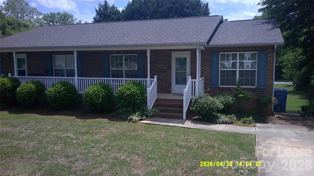 496 23rd Avenue Drive Ne - Photo 1
