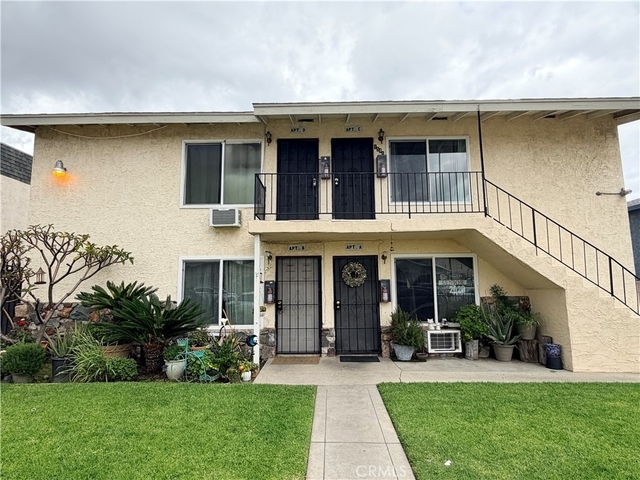 1548 11th Avenue - Photo 1