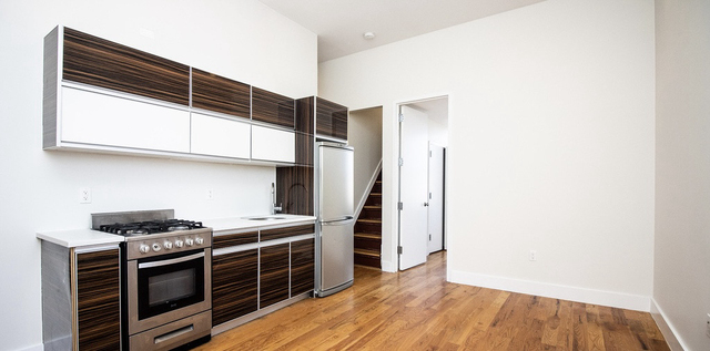 490 Kosciuszko Street - Photo 1