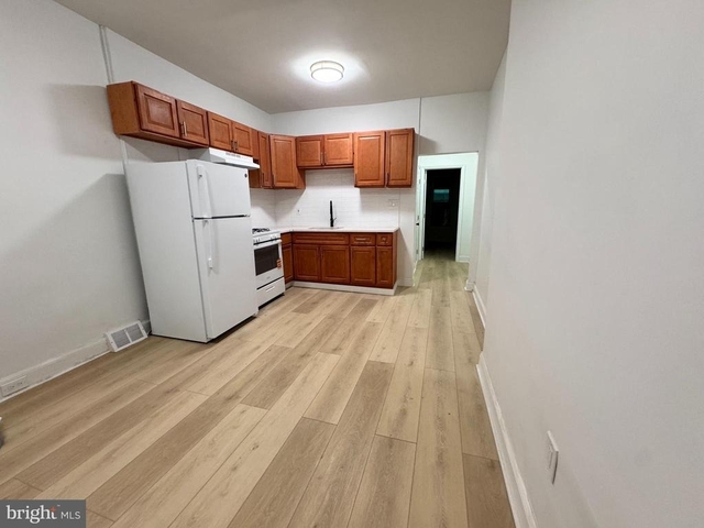 2535 S 8th Street - Photo 1
