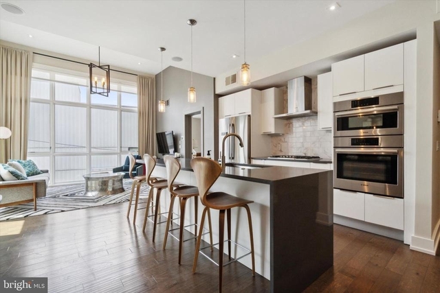 620 N 3rd Street - Photo 1