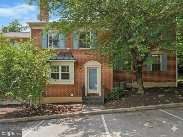606 Coates Lane - Photo 1
