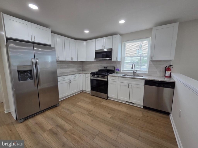 102 E Clements Bridge Road - Photo 1