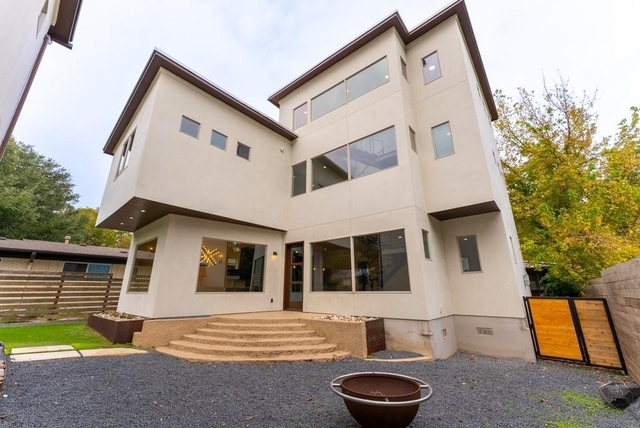716 Post Oak St - Photo 1
