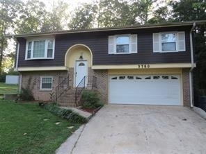 3760 Cedar Hurst Way - Photo 1
