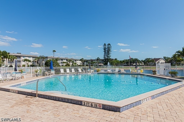 1022 Manatee Road - Photo 1
