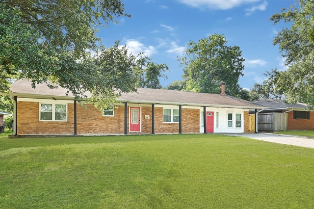 1806 Clayton Drive - Photo 1