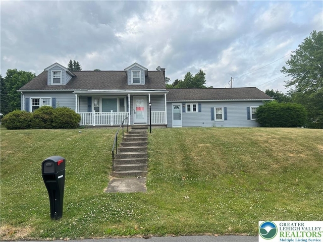 2401 Lawnherst Avenue - Photo 1