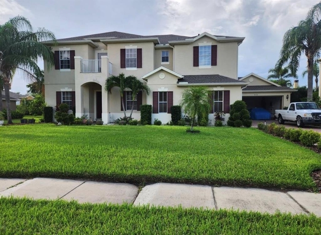 818 Pecori Terrace - Photo 1
