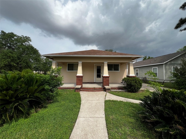 741 13th Street - Photo 1