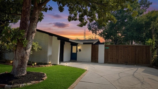 11103 Greenwillow Street - Photo 1