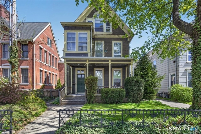 285 Humphrey Street - Photo 1