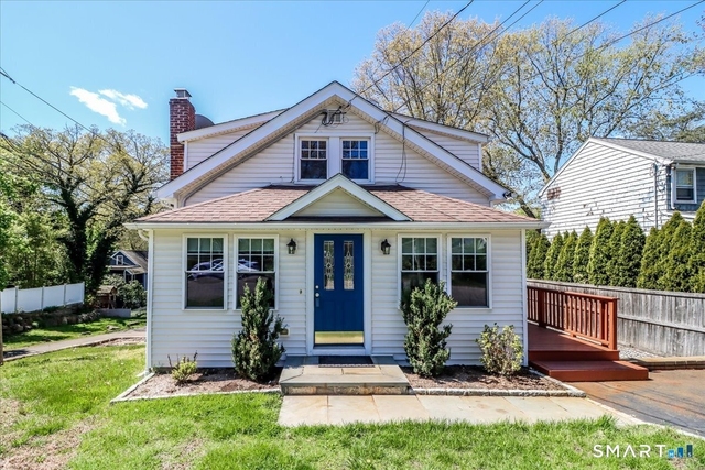 25 Maplewood Avenue - Photo 1