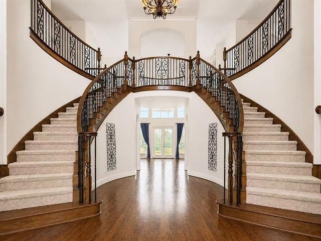 7304 Meadow Glen Drive - Photo 1
