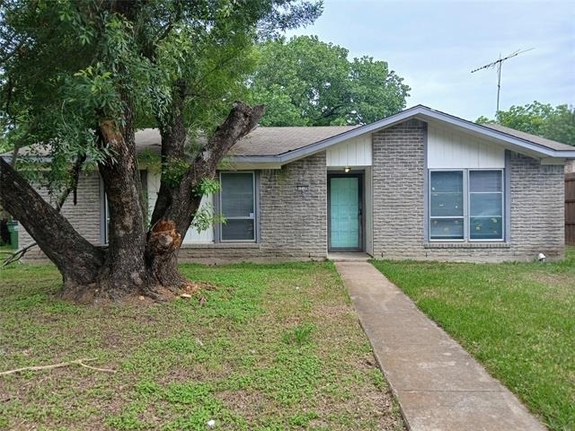 12109 Bishop Drive - Photo 1