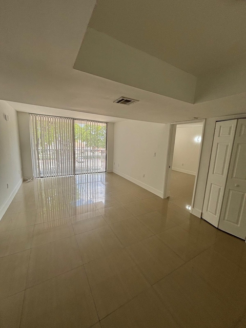 8002 Sw 149th Avenue - Photo 1