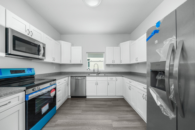 1450 Las Villas Boulevard - Photo 1