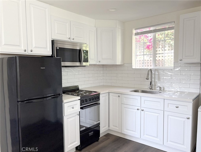 5610 Riverton - Photo 1