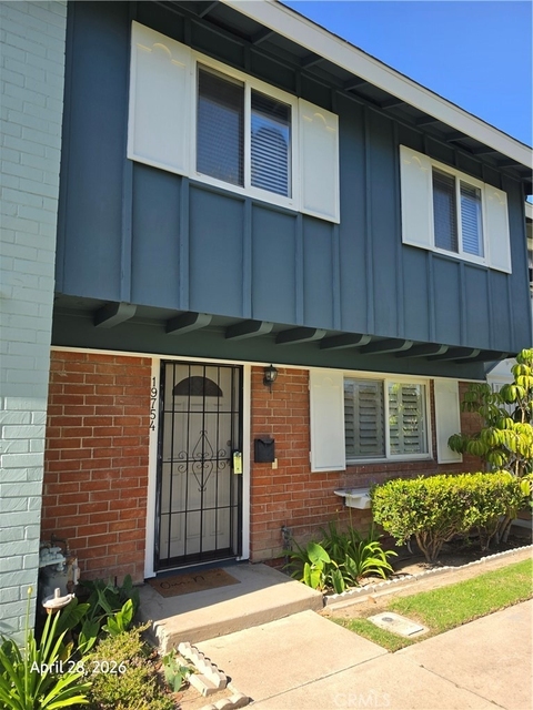19754 Kingswood Lane - Photo 1