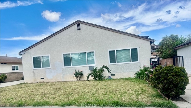 205 S 7th - Photo 1