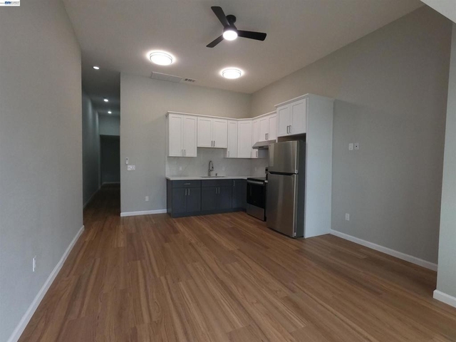 720 Foothill Blvd - Photo 1