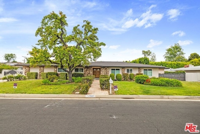 17537 Margate Street - Photo 1