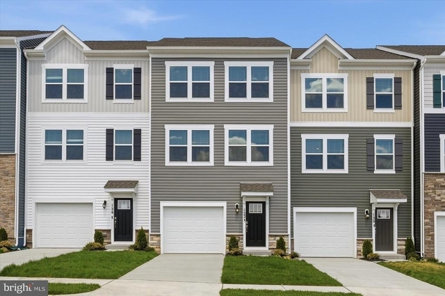 122 Bowers Street - Photo 1