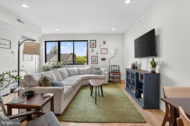 381 Martin Street - Photo 1