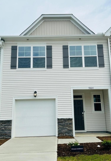 5021 Pufa Street - Photo 1