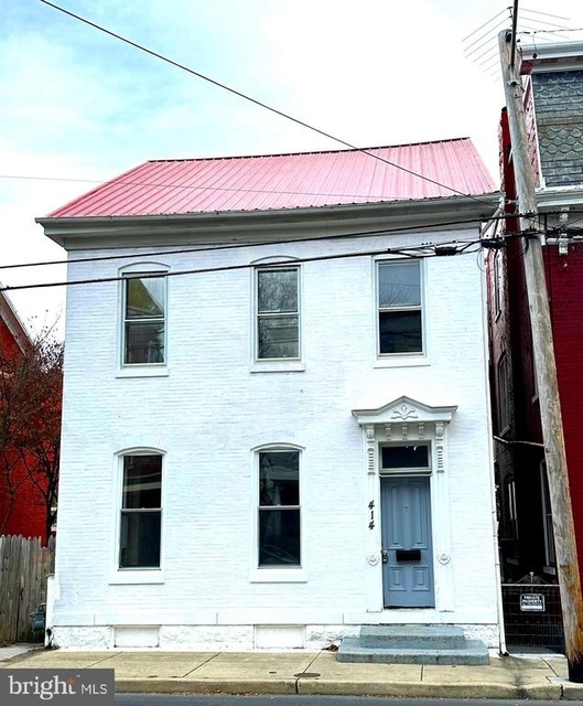 414 S Potomac Street - Photo 1