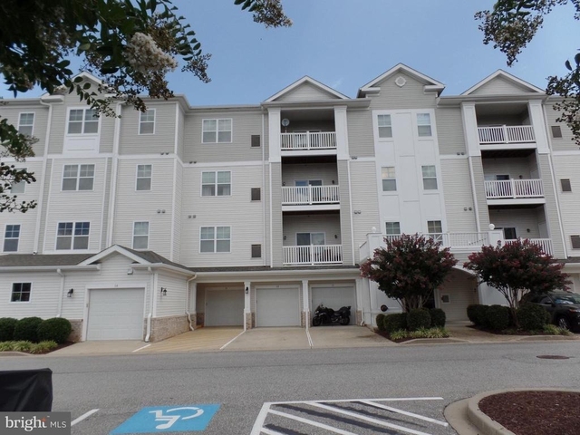 23580 F D R Boulevard - Photo 1