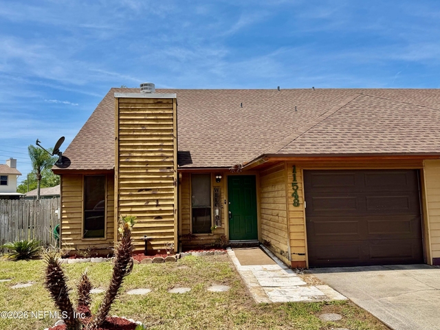 11548 Willet Court N - Photo 1