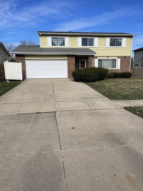 1802 W Willow Lane - Photo 1