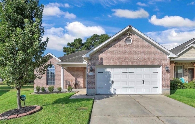 105 Harbor Court Drive - Photo 1