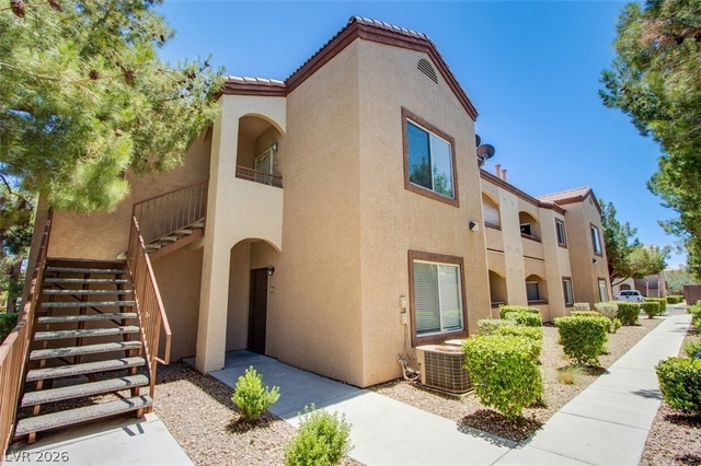 9580 W Reno Avenue - Photo 1