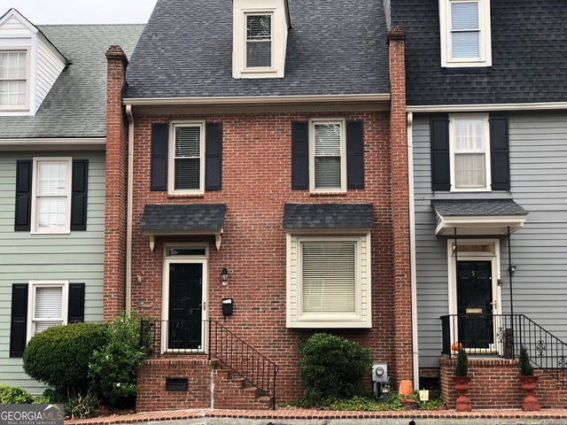 311 E 2nd Avenue - Photo 1