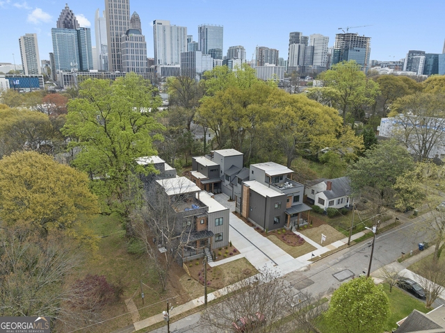 1231 Holly Street - Photo 1