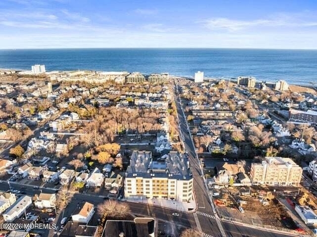 185 Morris Avenue - Photo 1